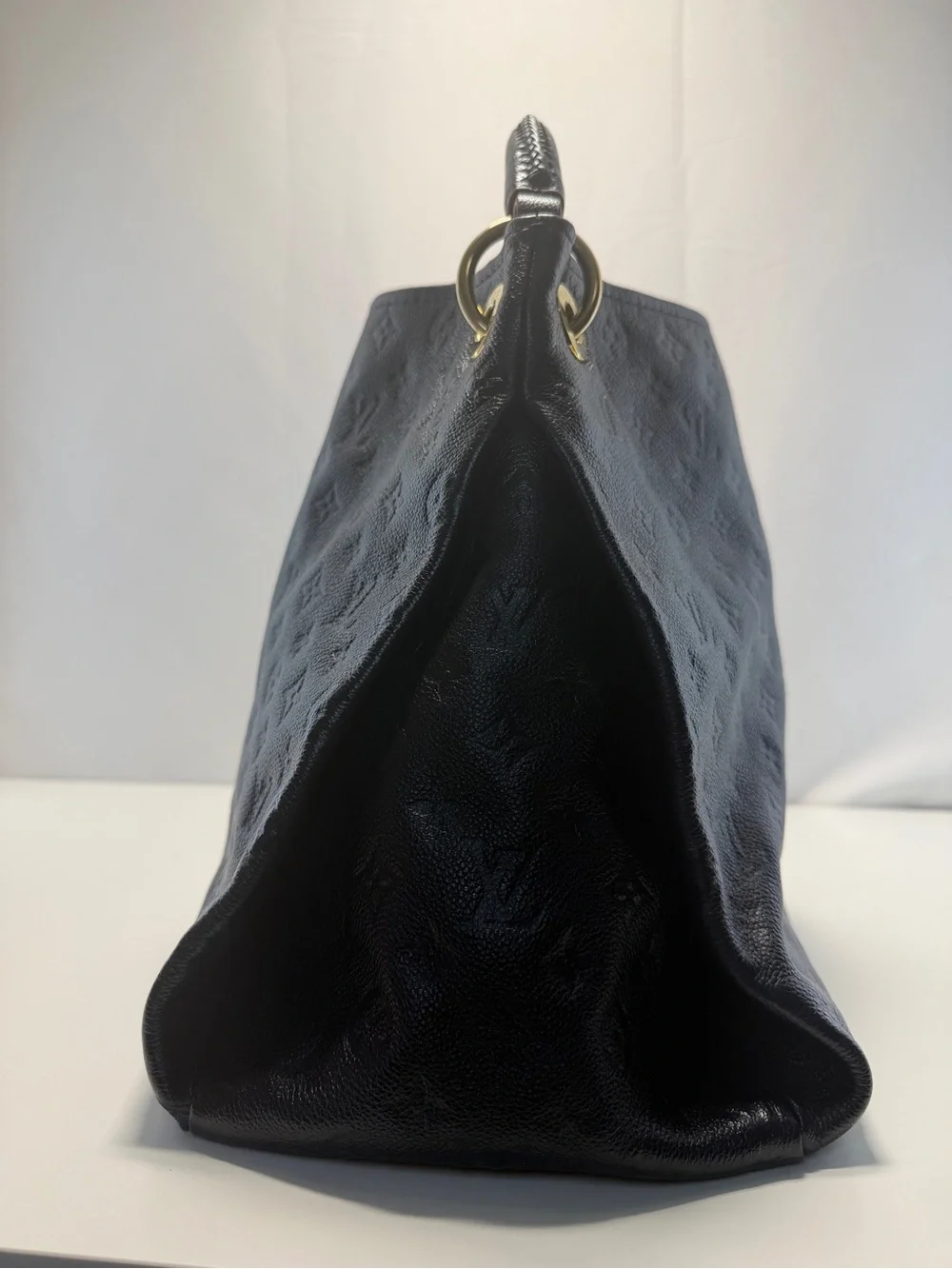 Louis Vuitton blue Monogram Empreinte Leather Shoulder Bag with Gold Hardware